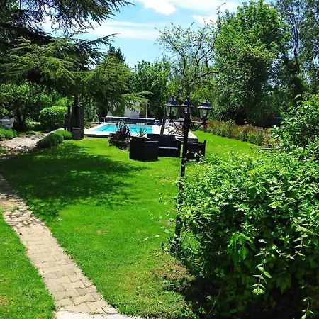 Gte De Charme La Terrasse バロン